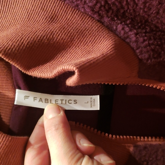 fabletics brand new pull over - Picture 5 of 5